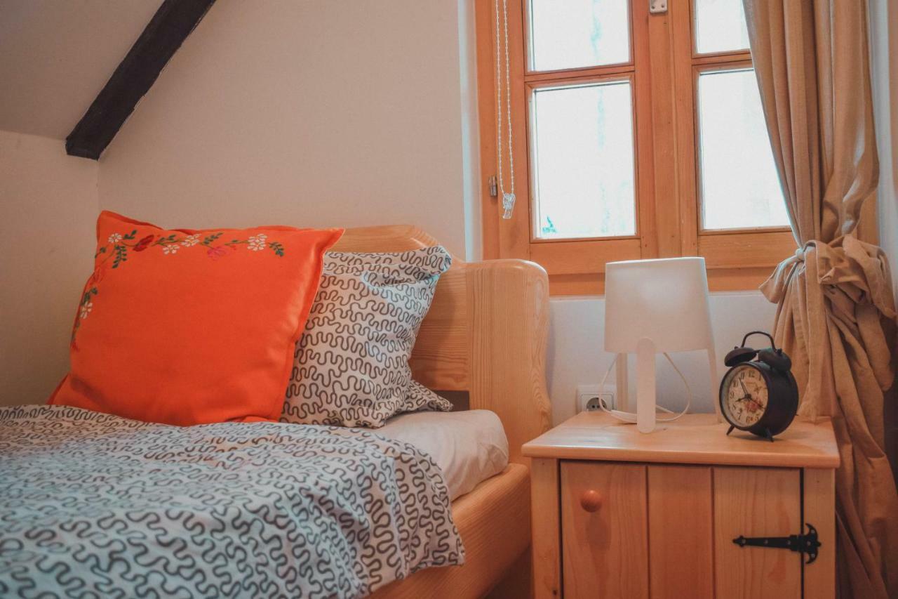 Sobe Na Vinskoj Cesti Zmajevac Apartment Exterior foto