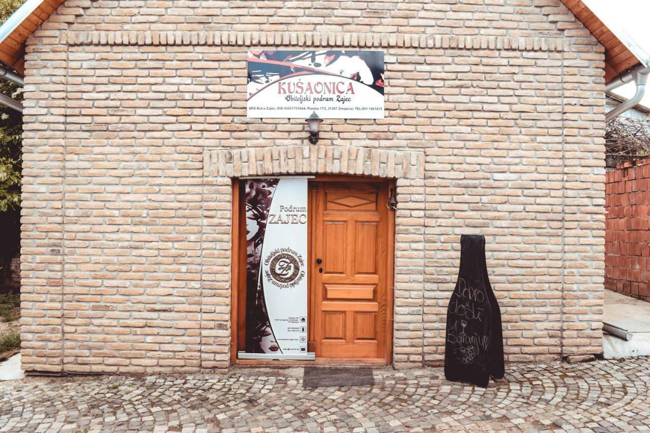 Sobe Na Vinskoj Cesti Zmajevac Apartment Exterior foto